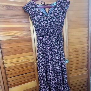 Charlotte Russe Black and White Flutter Sleeve Maxi Sundress